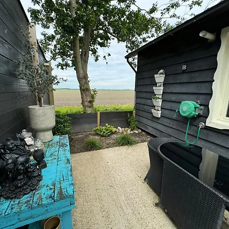 Elefteria 住宿加早餐酒店 Kolhorn