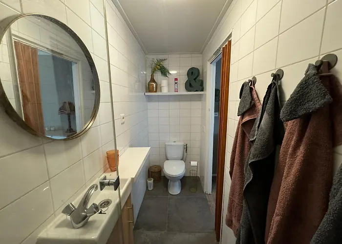 לינה וארוחת בוקר Elefteria