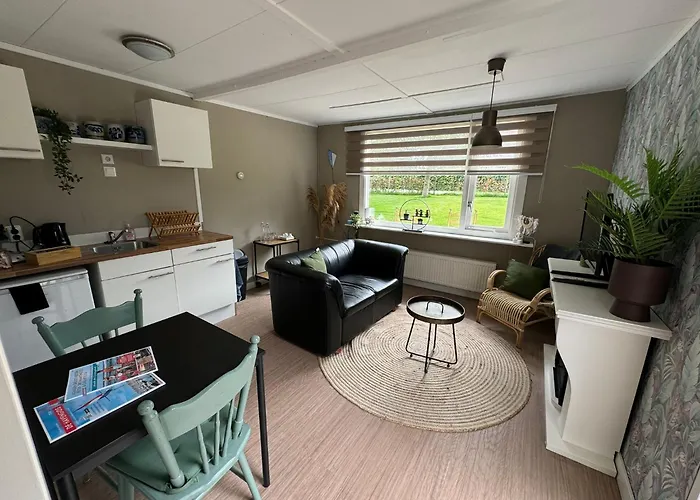 לינה וארוחת בוקר Elefteria